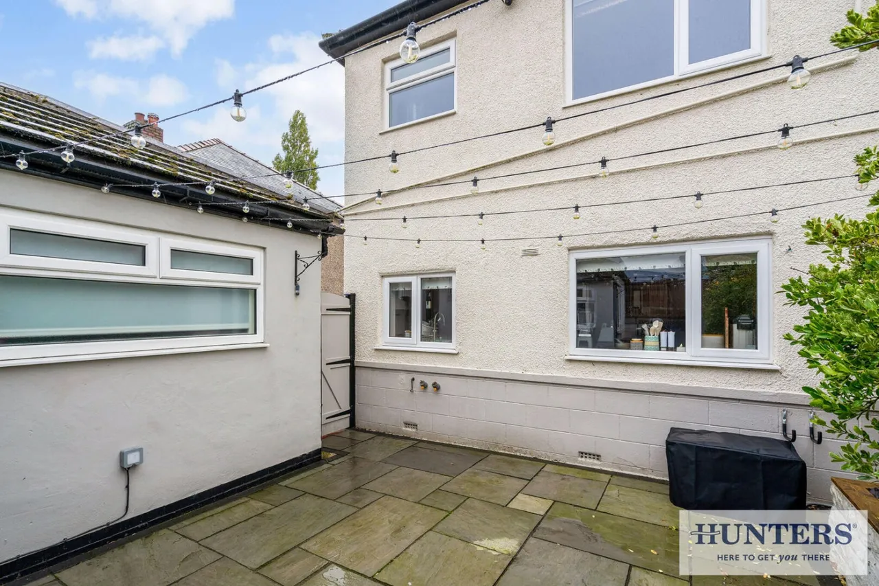 Westfield Drive, Yeadon, LS19, photo 14