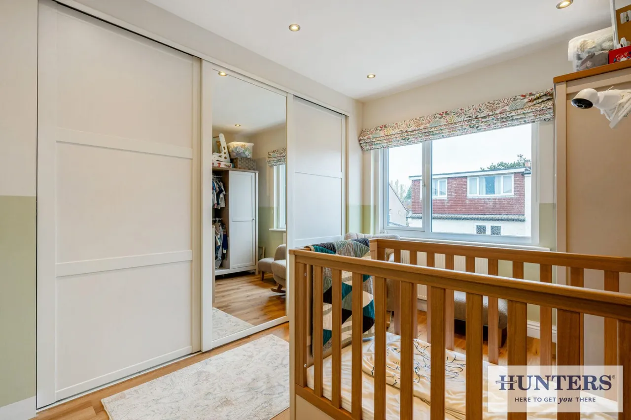 Westfield Drive, Yeadon, LS19, photo 11