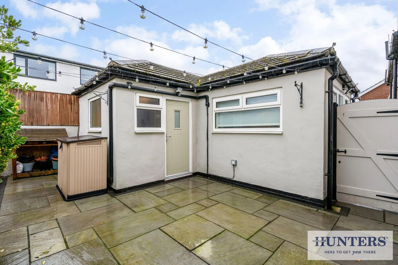 Westfield Drive, Yeadon, LS19, photo 15