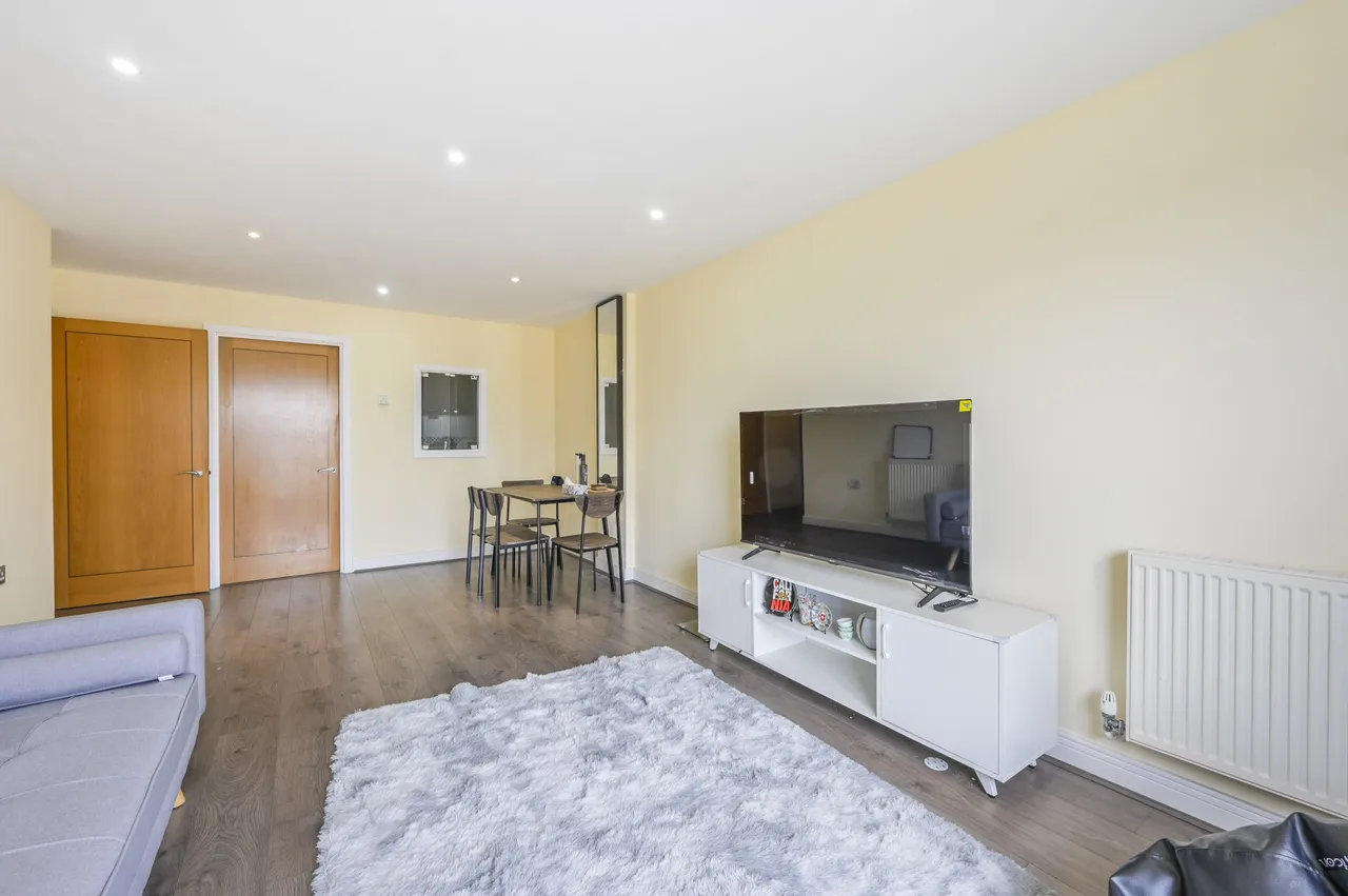 London, E14, photo 6