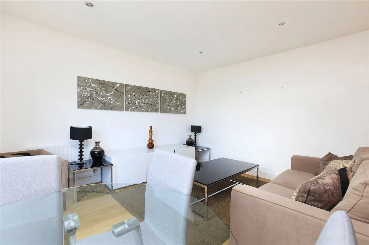 Eltringham Street, London, SW18, photo 7