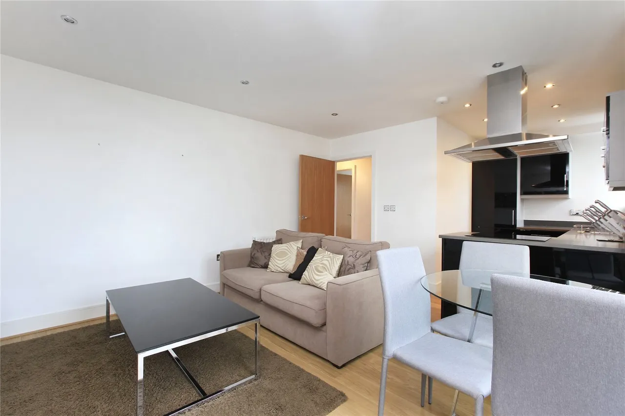 Eltringham Street, London, SW18, photo 18