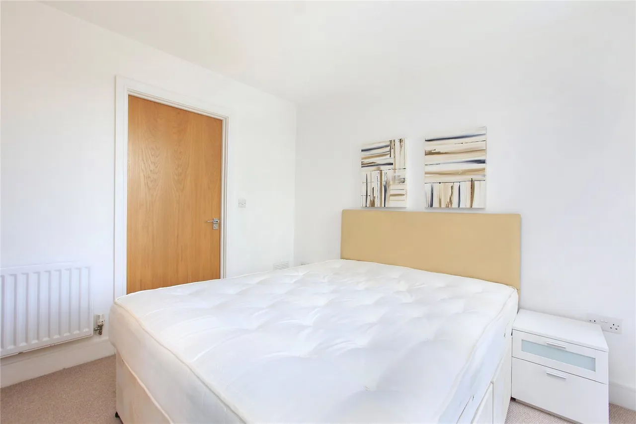 Eltringham Street, London, SW18, photo 8