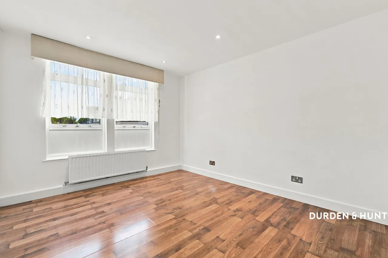 Oldchurch Gardens, Romford, RM7, photo 11