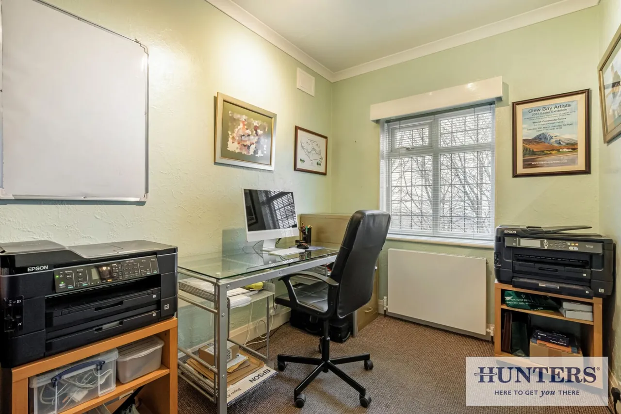 Emmott Drive, Rawdon, LS19, photo 13