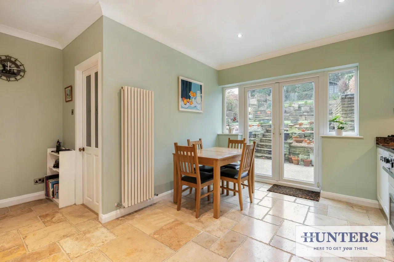 Emmott Drive, Rawdon, LS19, photo 7