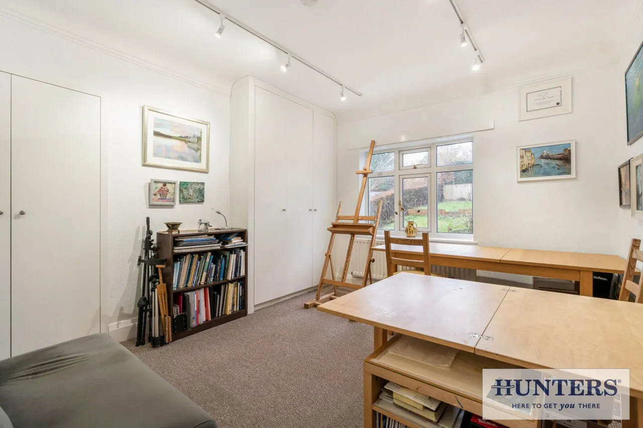 Emmott Drive, Rawdon, LS19, photo 14
