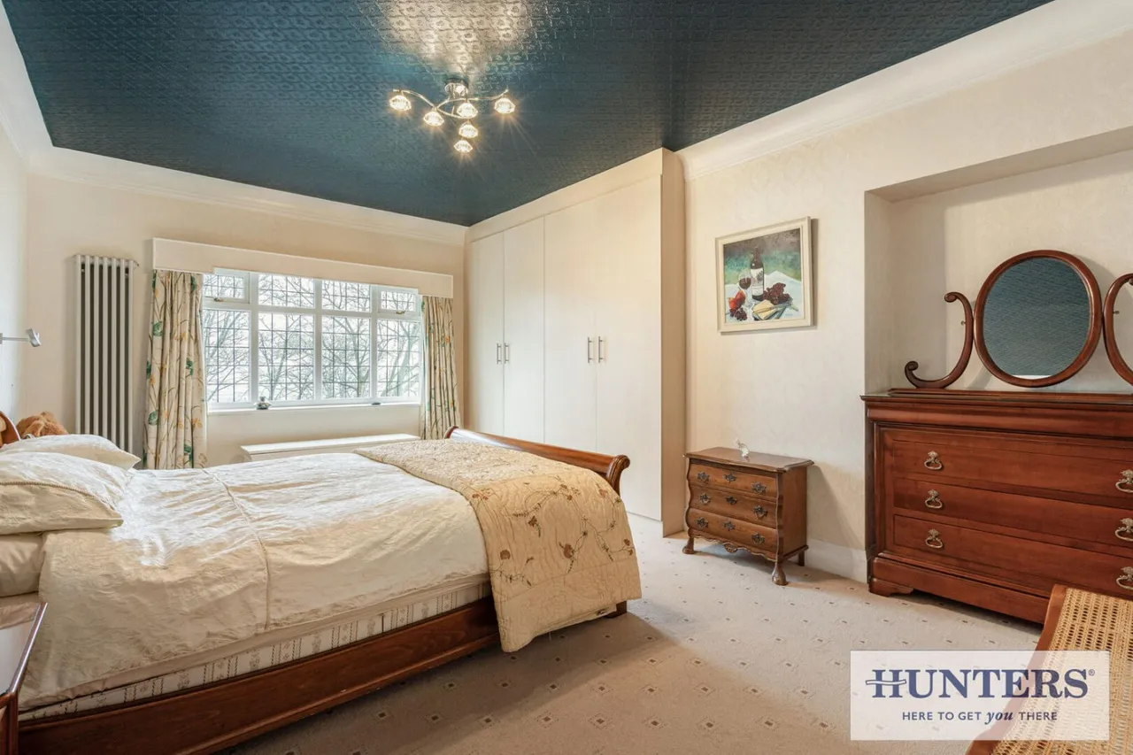 Emmott Drive, Rawdon, LS19, photo 15