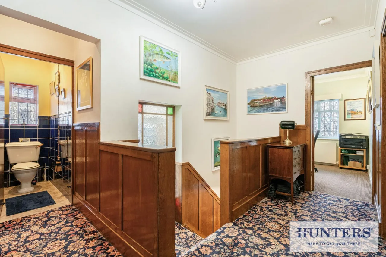 Emmott Drive, Rawdon, LS19, photo 11