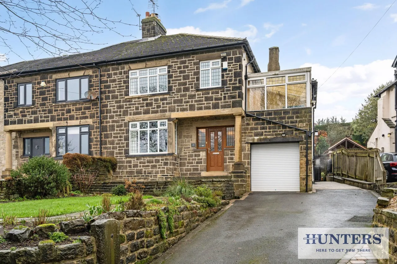 Emmott Drive, Rawdon, LS19, photo 2