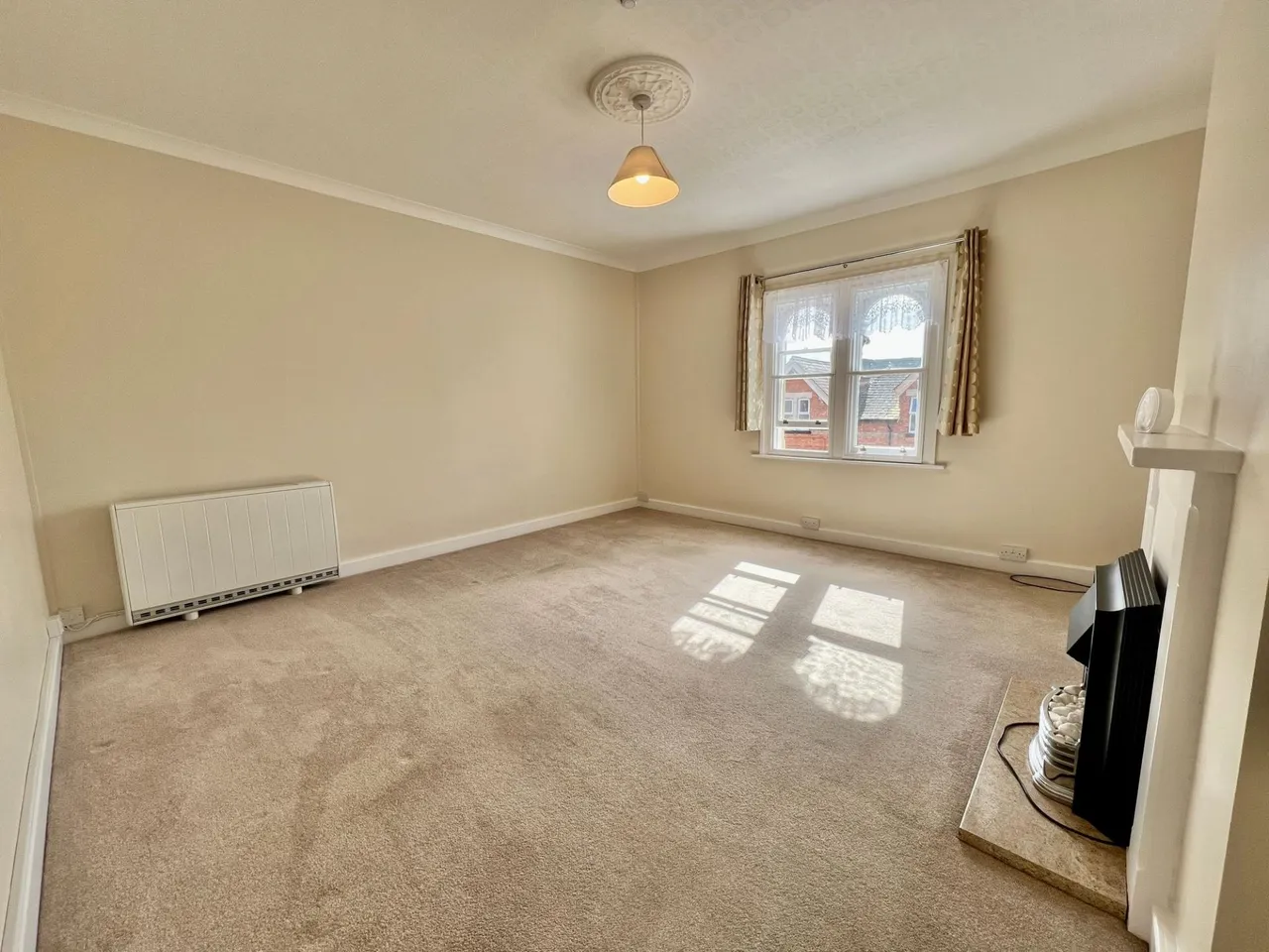 Avenue Road, Grantham, NG31, photo 5