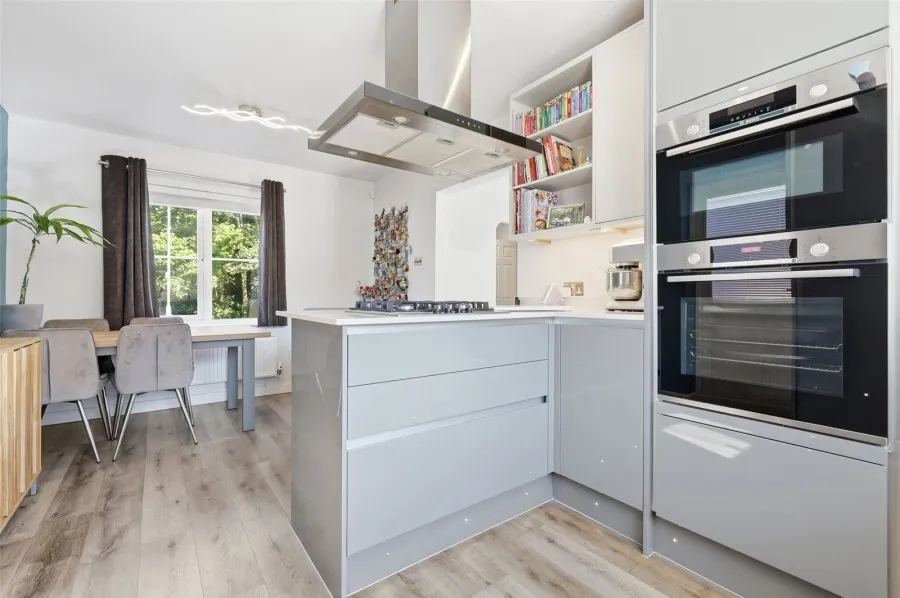 House Under Offer with 3 bedrooms in Church Langley, Harlow, CM17, photo 7