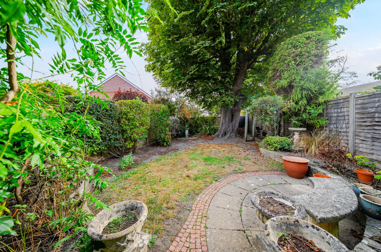 Beech Tree Drive, Badshot Lea, GU9, photo 5
