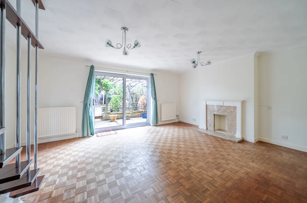 Beech Tree Drive, Badshot Lea, GU9, photo 13