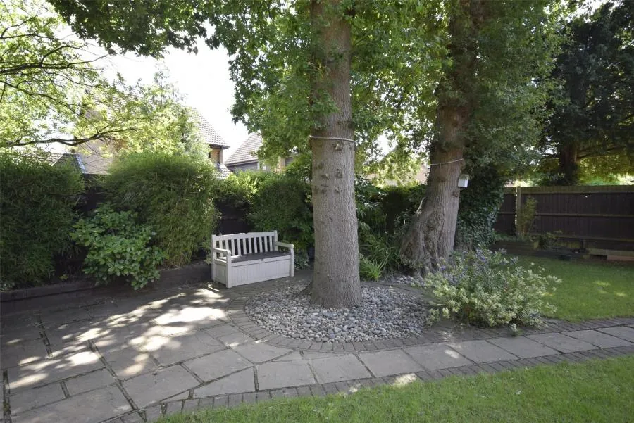 Hedingham Close, Horley, RH6, photo 15