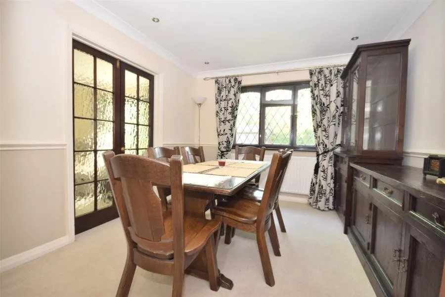 Hedingham Close, Horley, RH6, photo 4