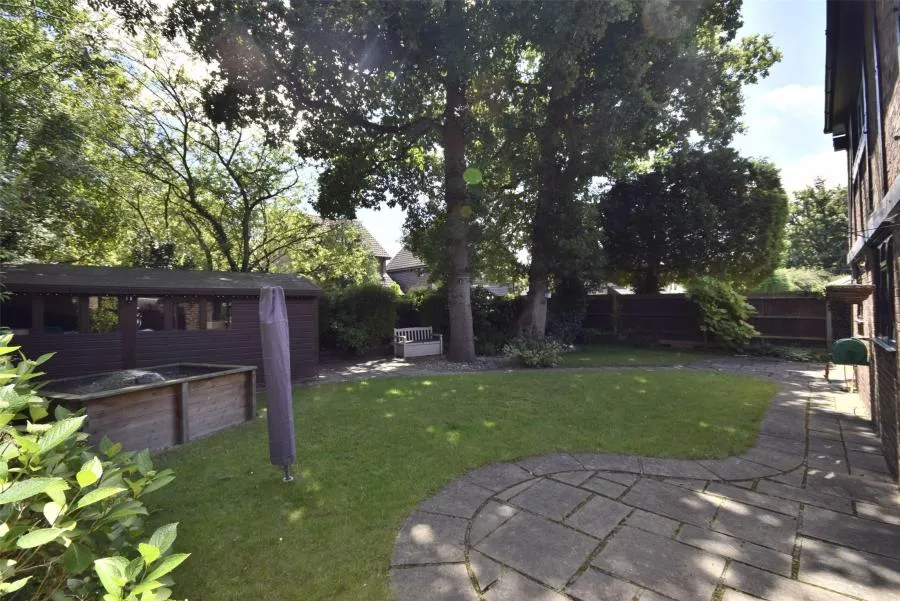 Hedingham Close, Horley, RH6, photo 16