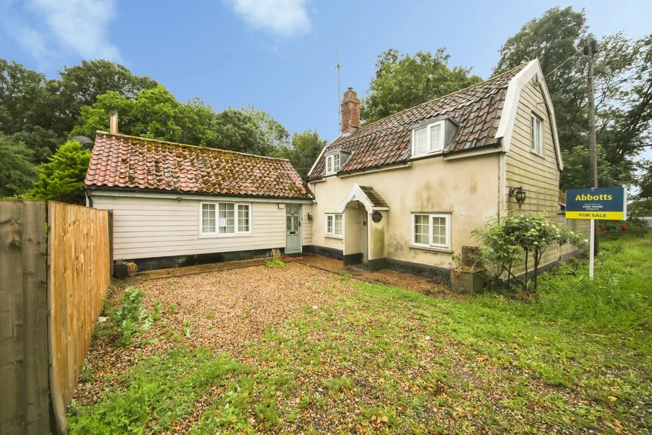 3 bed house for sale — Ixworth Road, Great Barton, Bury St. Edmunds, Suffolk, IP31