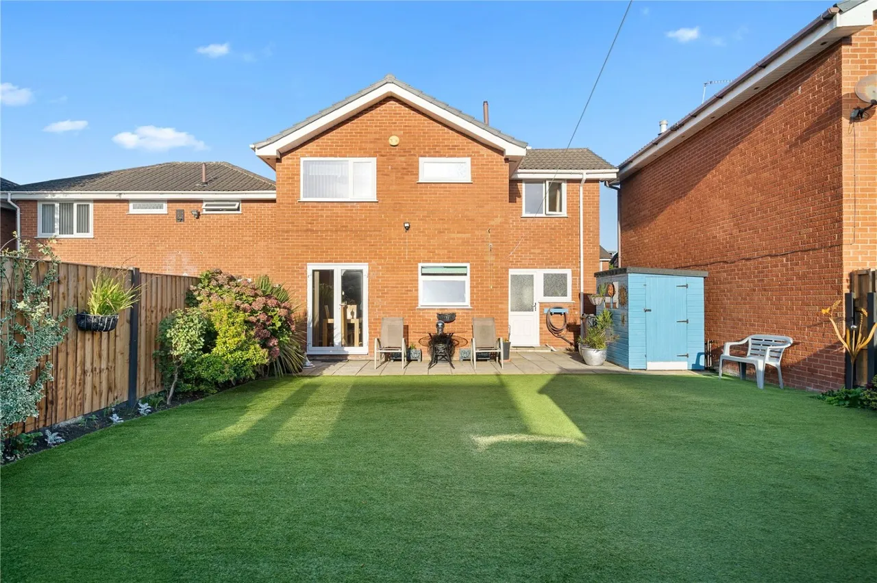 Case Grove, Prescot, L35, photo 37