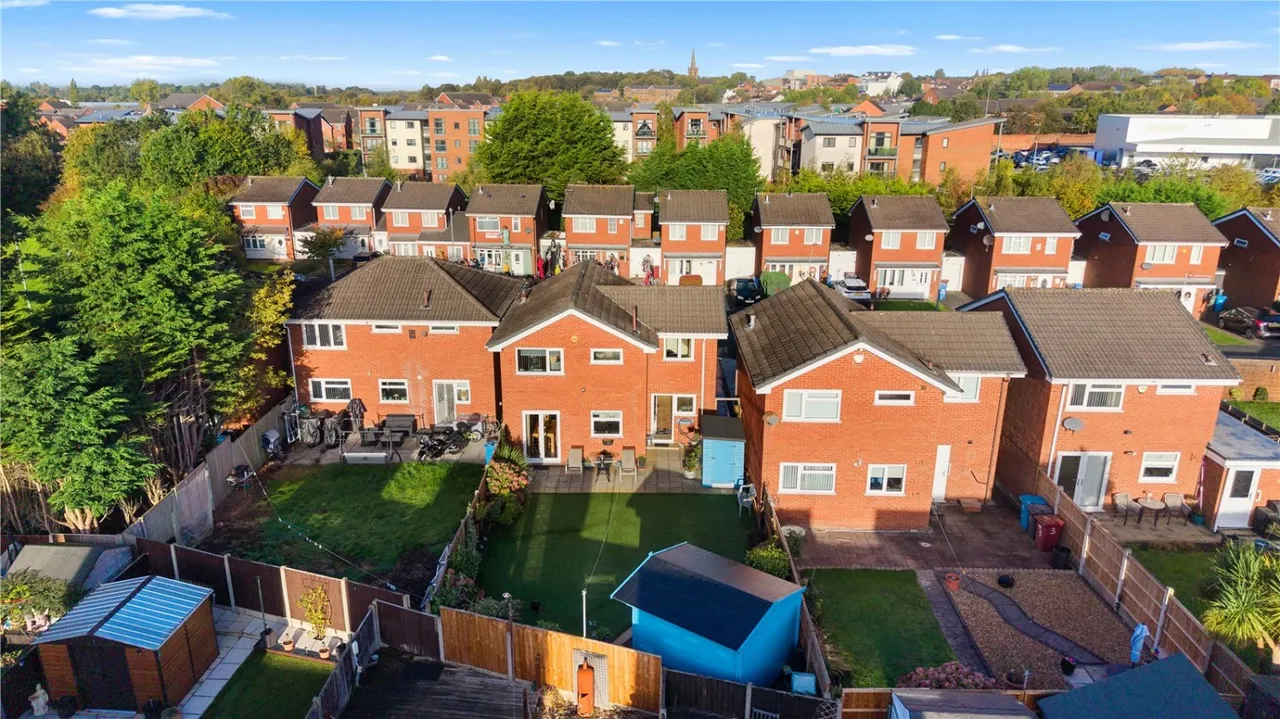 Case Grove, Prescot, L35, photo 44