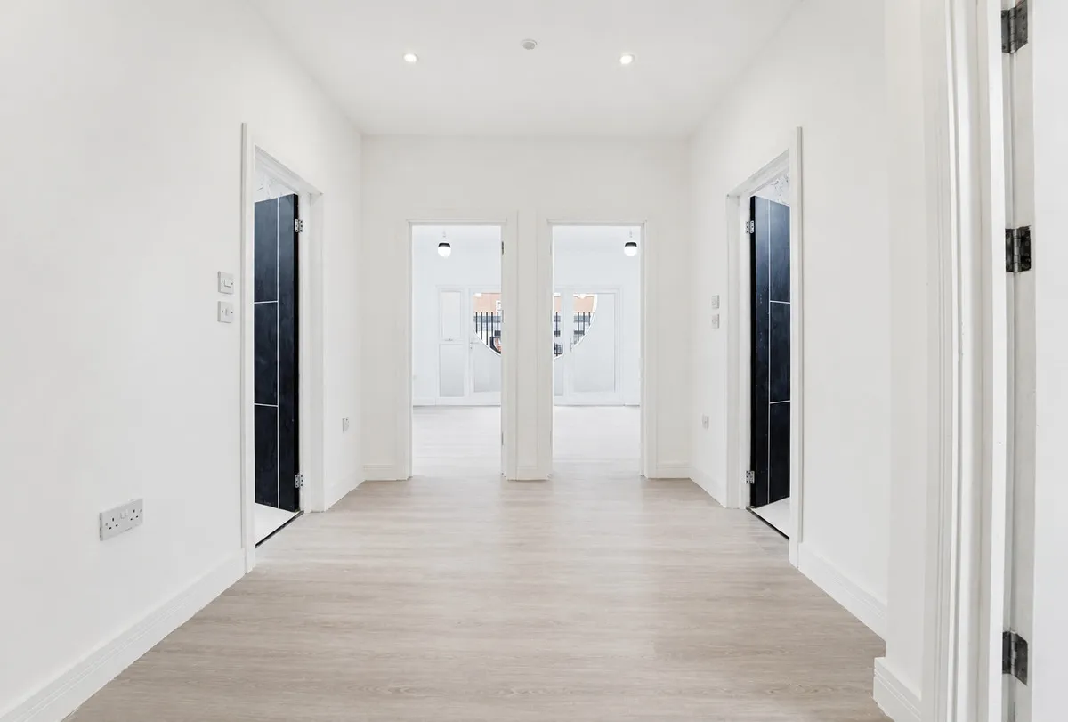 Queensway, Enfield, EN3, photo 18