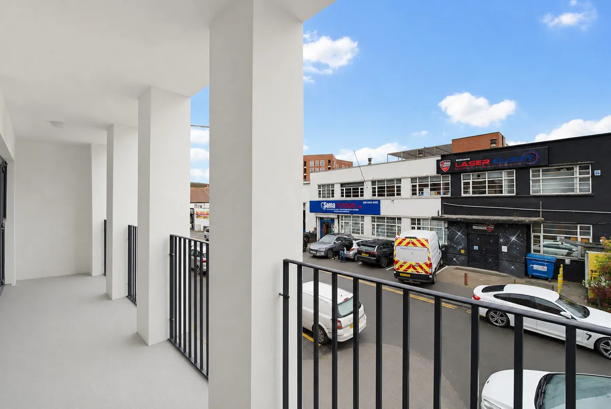 Queensway, Enfield, EN3, photo 24