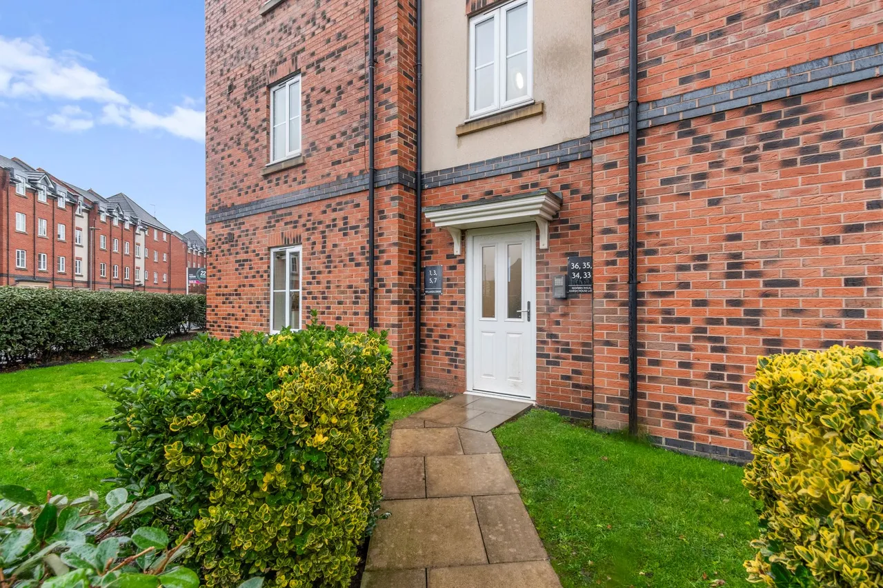 Rylands Drive, Warrington, Warrington, WA2 7DY, photo 2