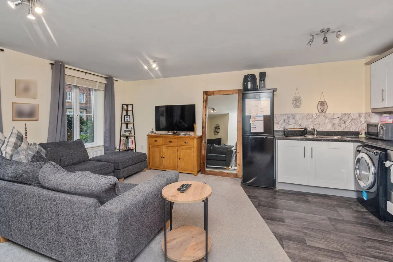 Rylands Drive, Warrington, Warrington, WA2 7DY, photo 5