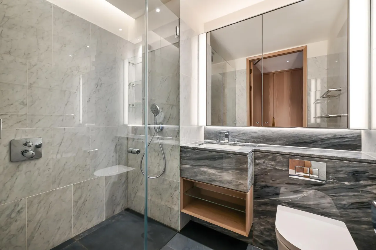 Nine Elms Lane, London, SW8, photo 14