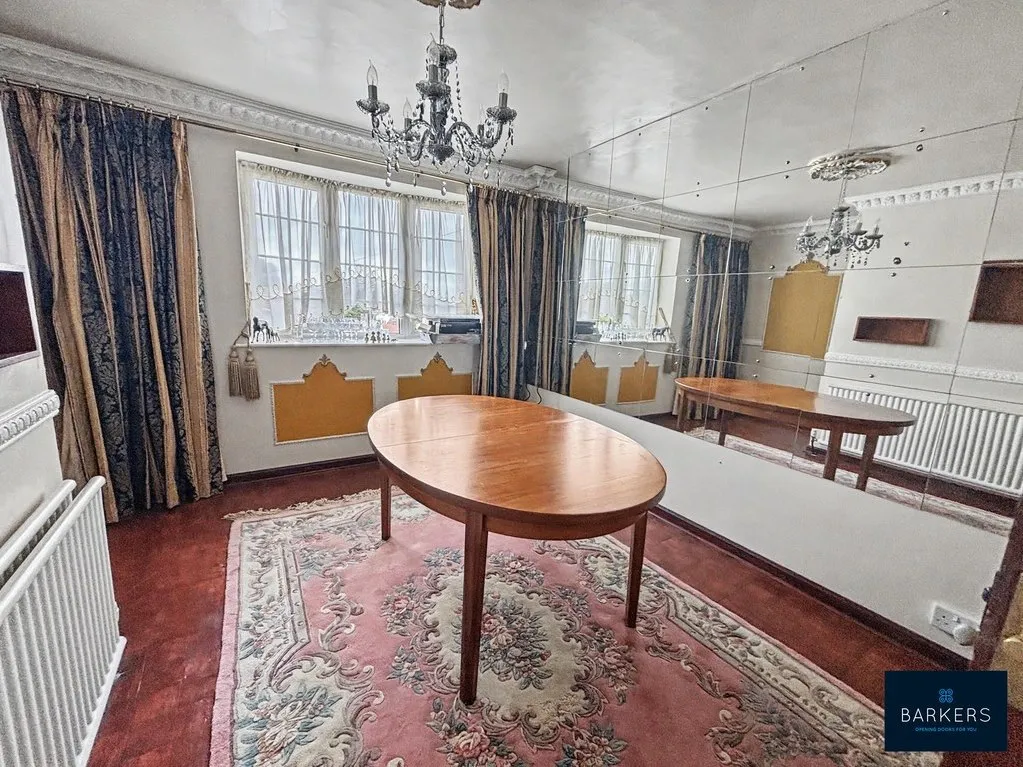 Woodhall Drive, Batley WF17 7SW, photo 10
