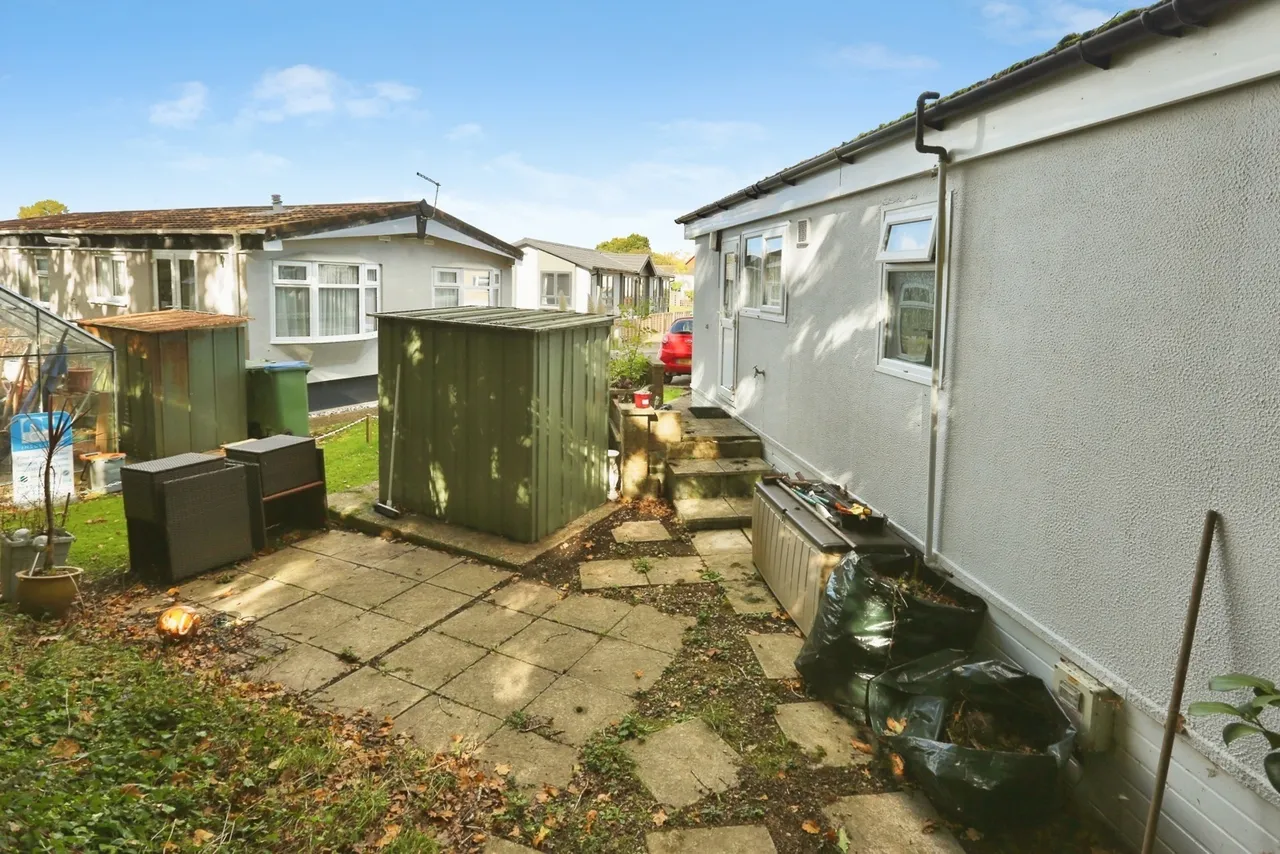 Fleet End Road, Warsash, SO31, photo 14