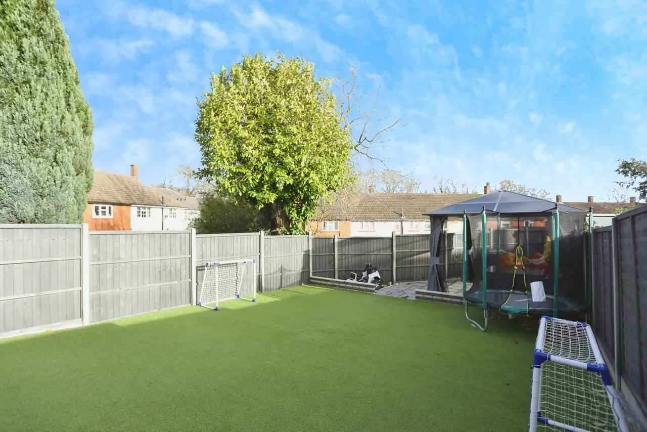 Dunley Drive, New Addington, Surrey, CR0, photo 11