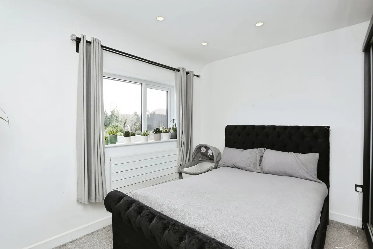 Dunley Drive, New Addington, Surrey, CR0, photo 9