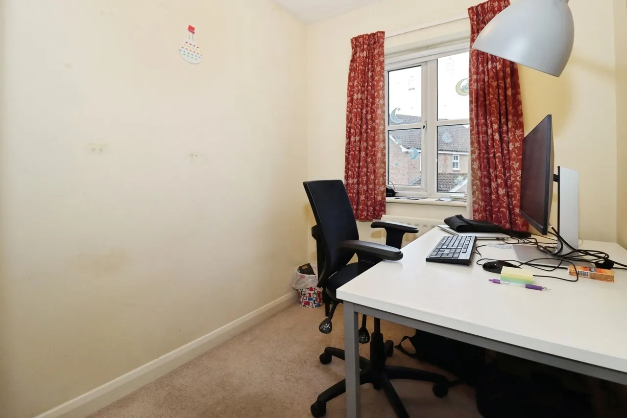 Wheatfield Drive, Bradley Stoke, Bristol, Gloucestershire, BS32, photo 9