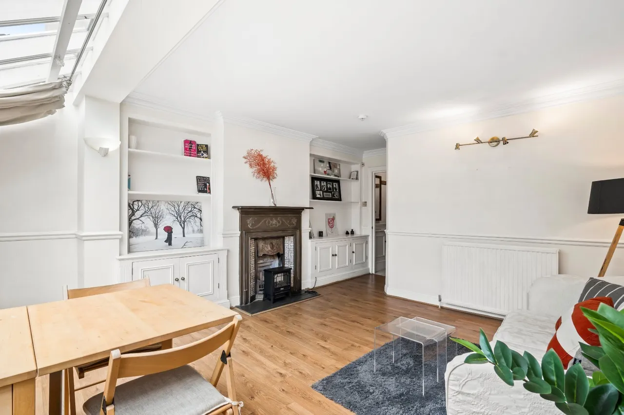 Wandsworth Bridge Road, London, SW6, photo 5
