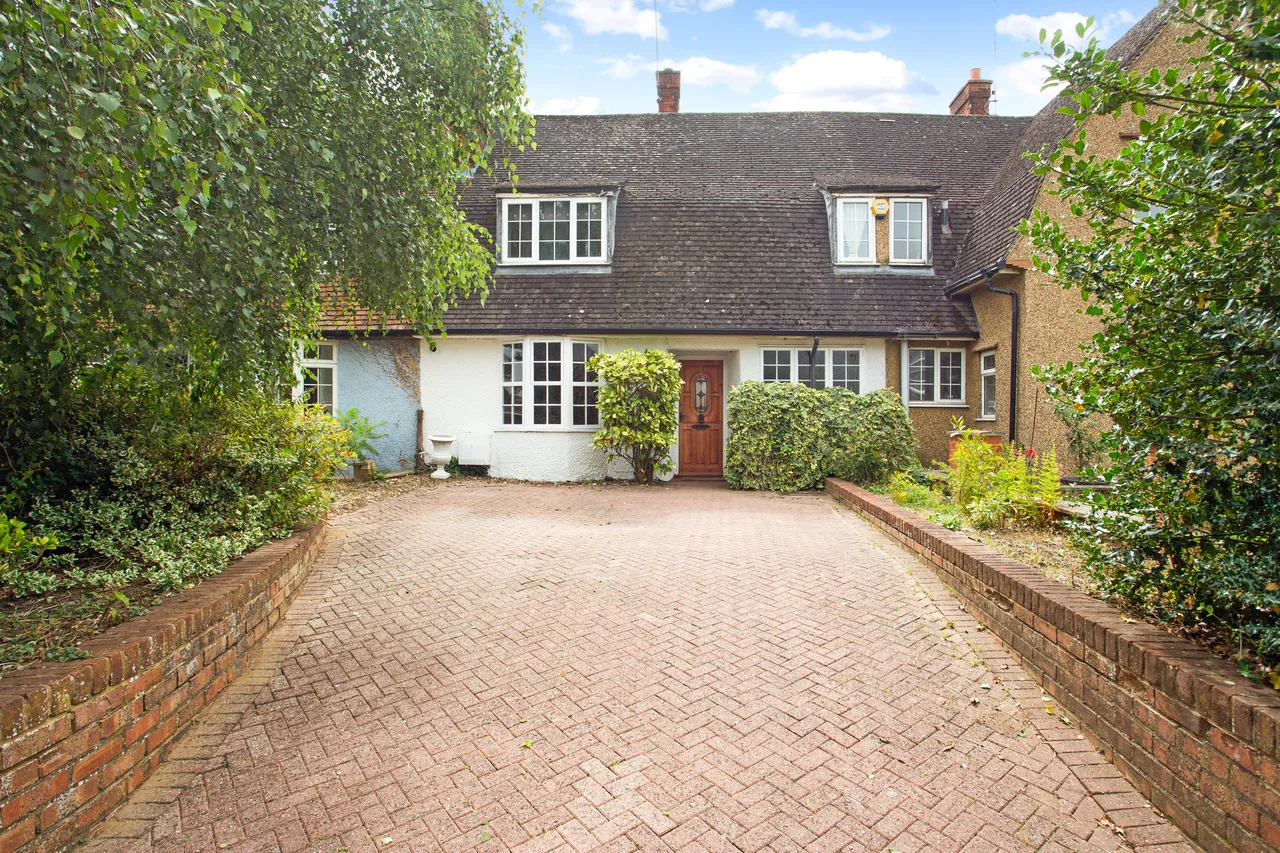 3 bed house for sale — High Street, Kimpton, SG4