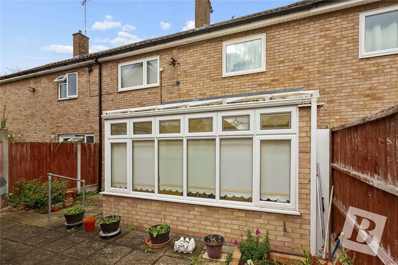 Long Lynderswood, Basildon, SS15, photo 12