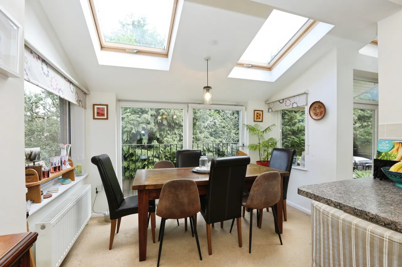 Park Crescent, Forest Row, RH18, photo 6