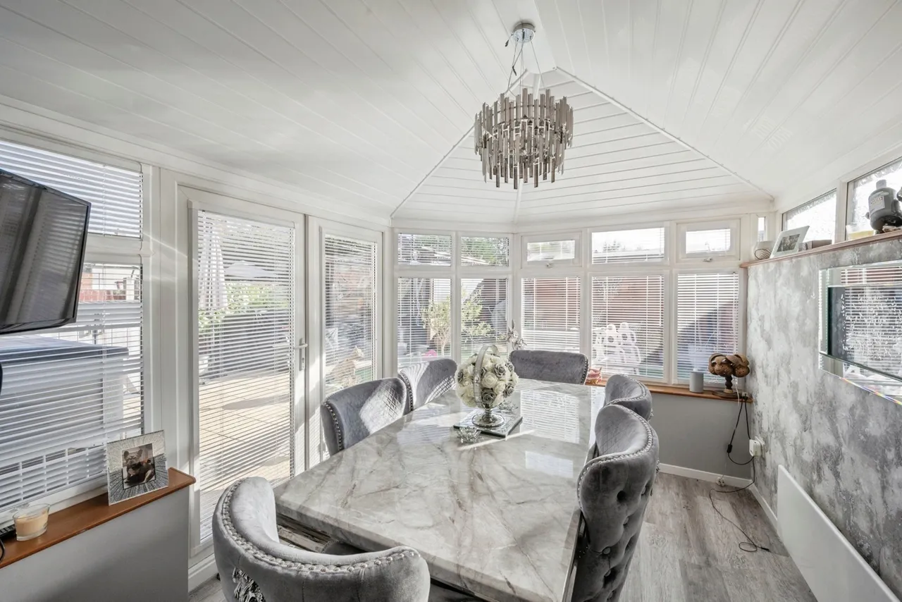 Acacia Road, Doncaster, South Yorkshire, DN4, photo 4