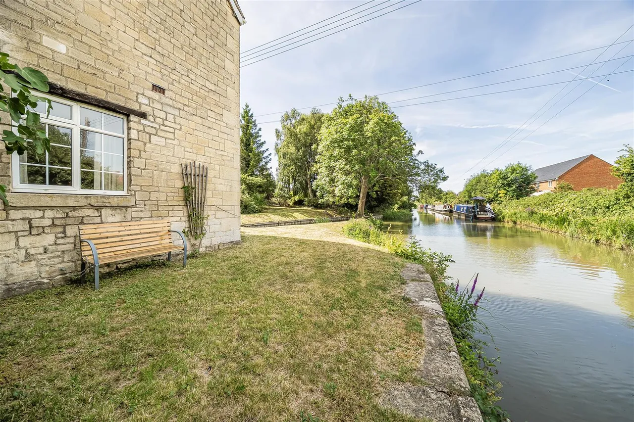 Marsh Road, Hilperton Marsh, BA14, photo 21
