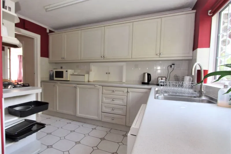 Whittingehame Gardens, Brighton BN1 6PU, photo 5