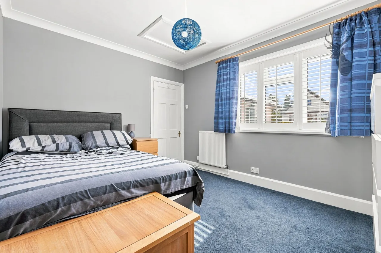 Blackacre Road, Theydon Bois, CM16, photo 16