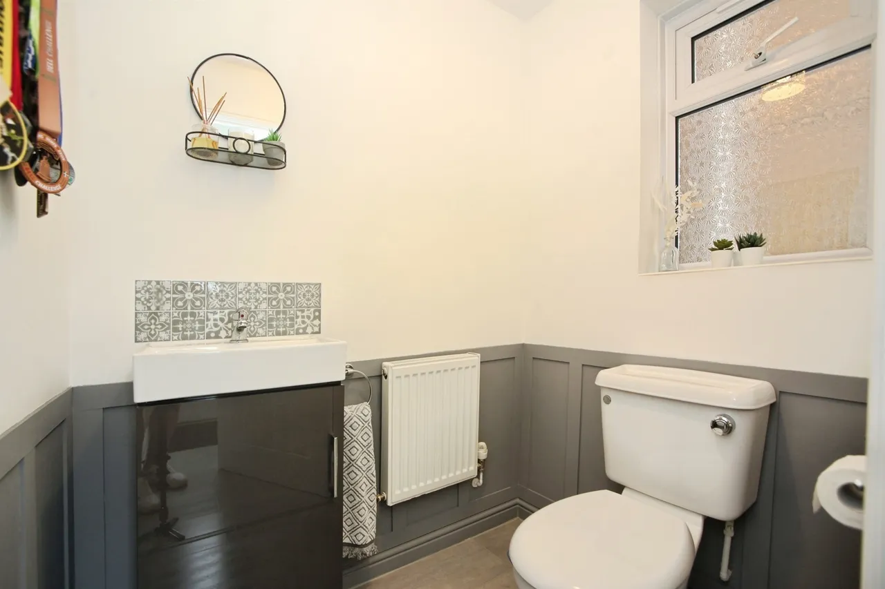 Poets Way, Pontyclun, CF72, photo 13