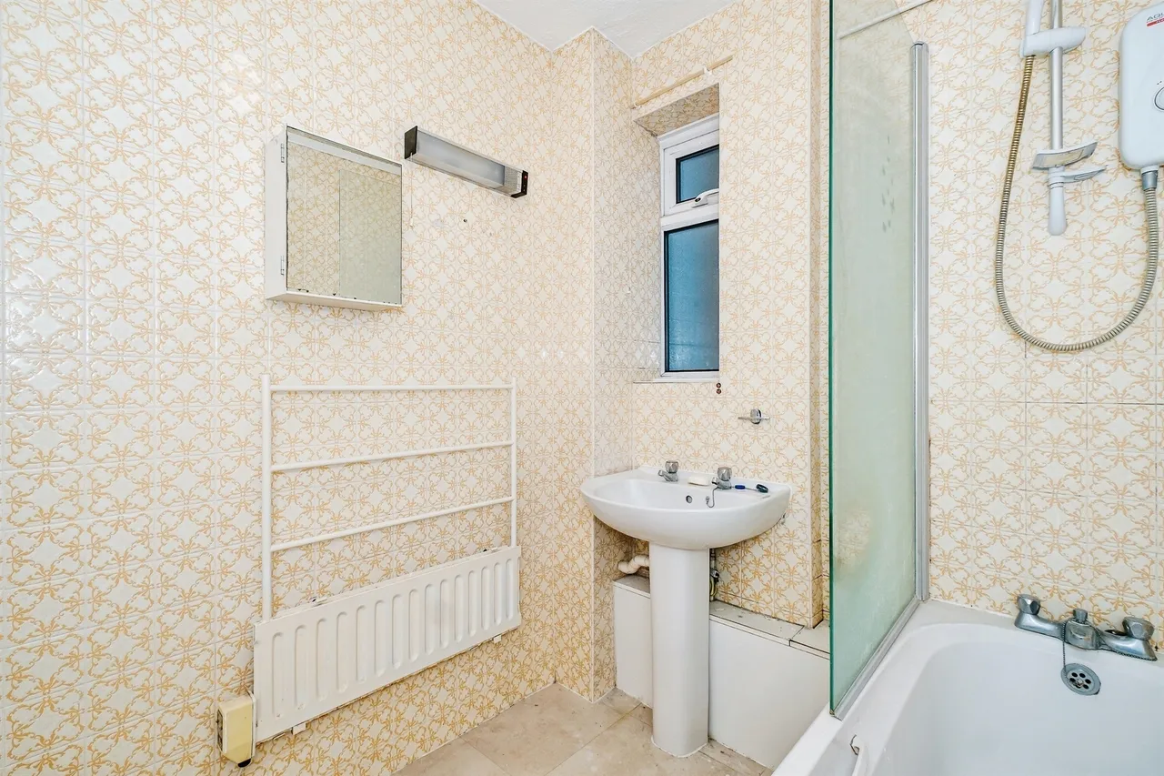 Wordsworth Road, Worthing, BN11, photo 12