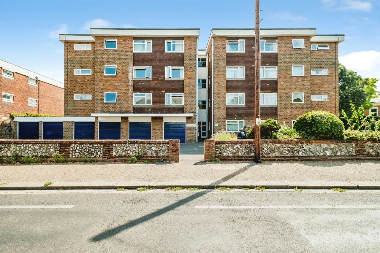 Wordsworth Road, Worthing, BN11, photo 15