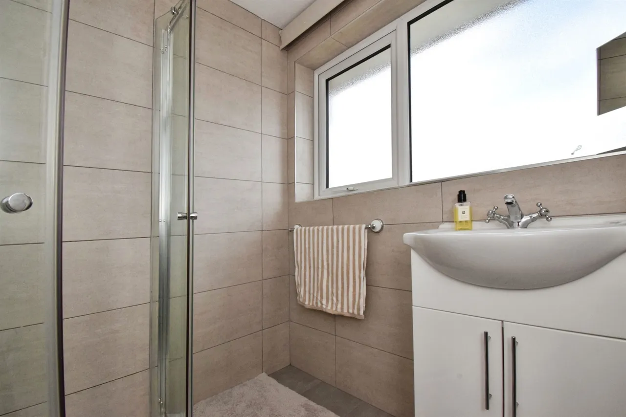 Briar Meads, Oadby, LE2, photo 21