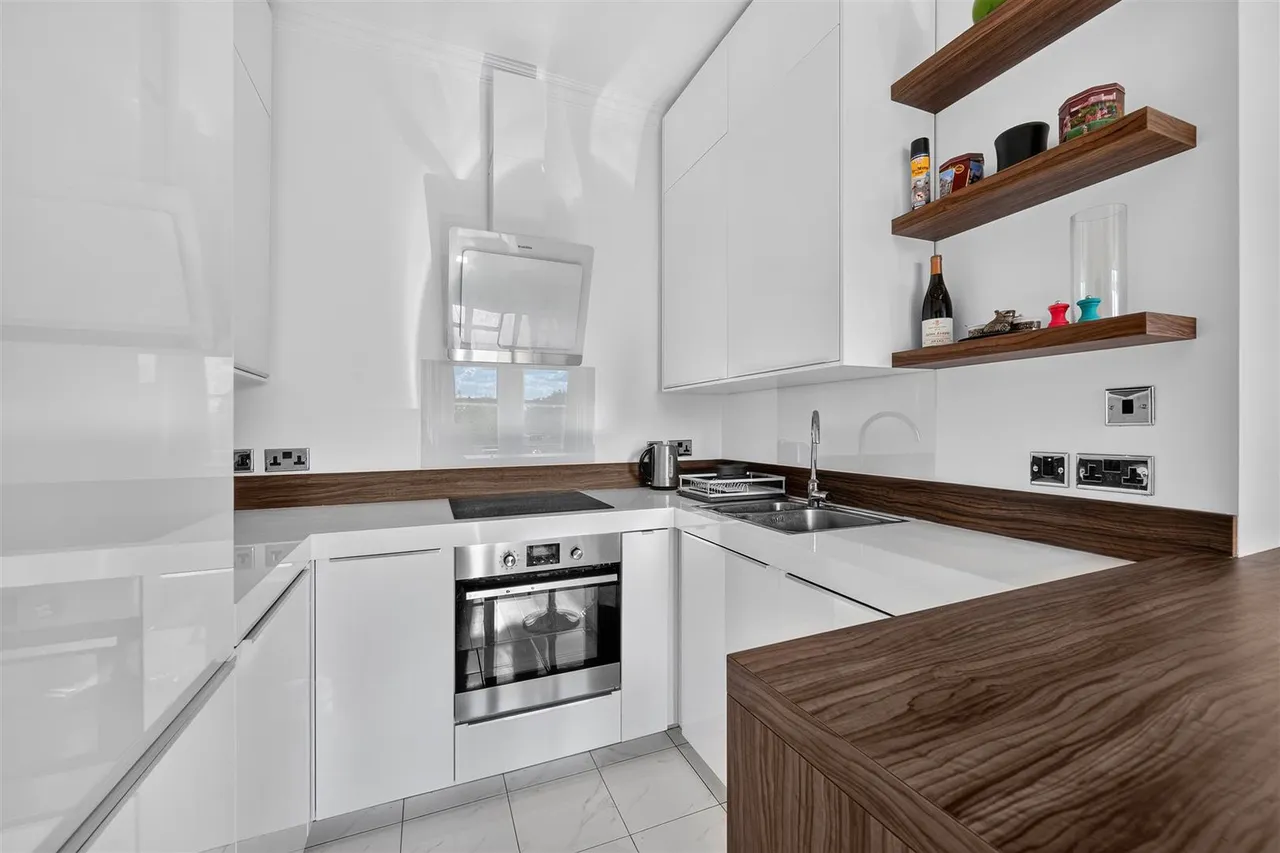 Frognal, London, NW3, photo 5