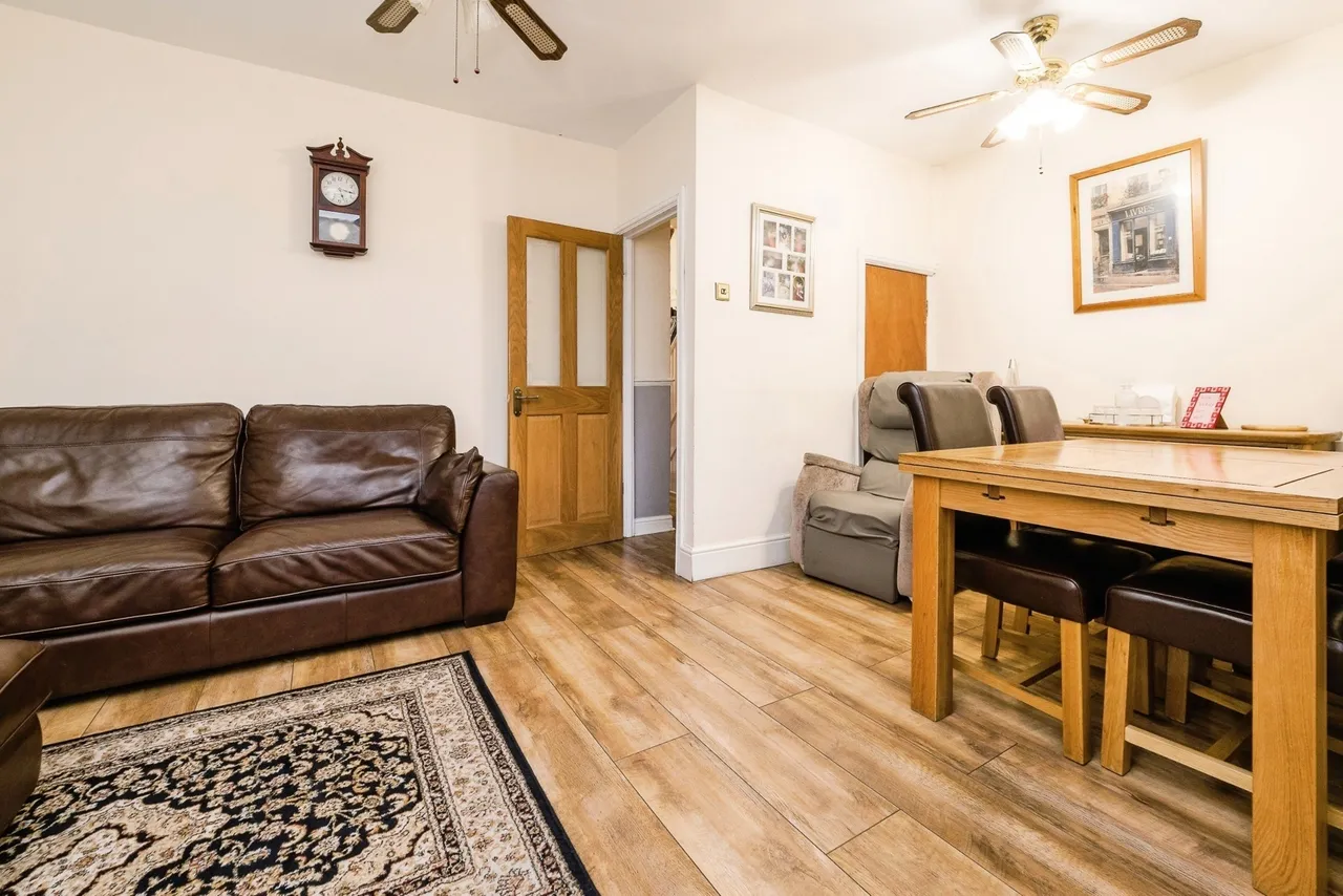 Westminster Gardens, Barking, IG11, photo 6