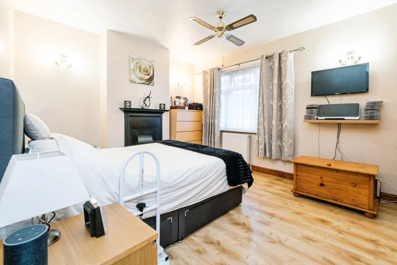 Westminster Gardens, Barking, IG11, photo 9