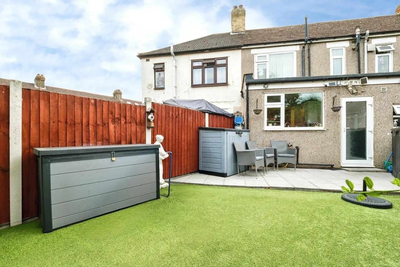 Westminster Gardens, Barking, IG11, photo 19